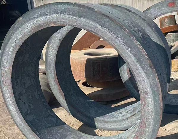 مشاريع جسم الصمام المزورة 35CrMo المخصصة
