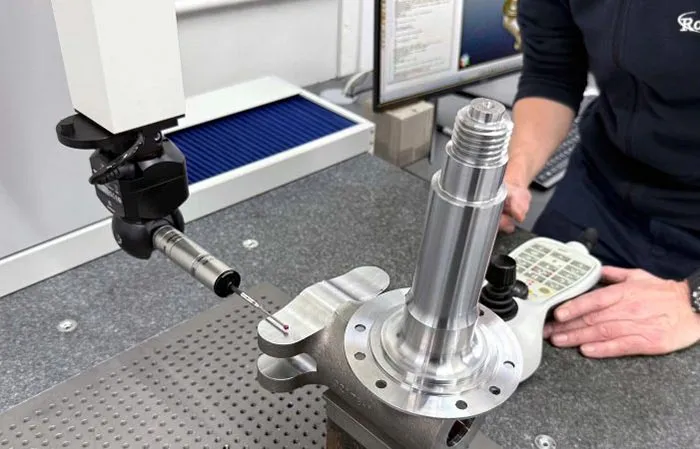 كيف يمكن لأجزاء الطيران والفضاء CNC عالية الدقة تعزيز السلامة والكفاءة في التصنيع الصناعي للفضاء؟